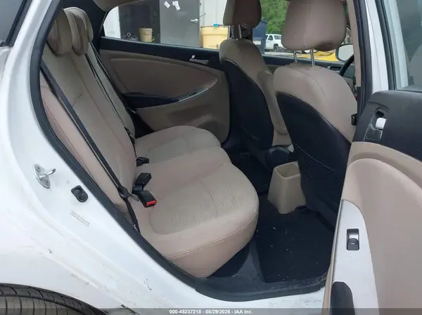 KMHCT4AE0GU074331 2016 HYUNDAI ACCENT - Image 8