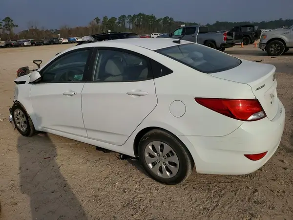 KMHCT4AE0GU074815 2016 HYUNDAI ACCENT - Image 2