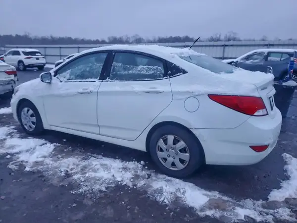 KMHCT4AE0GU080615 2016 HYUNDAI ACCENT - Image 2