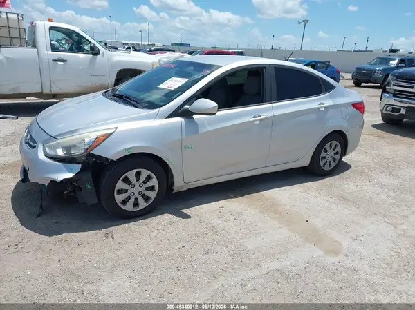 KMHCT4AE0GU090478 2016 HYUNDAI ACCENT - Image 2