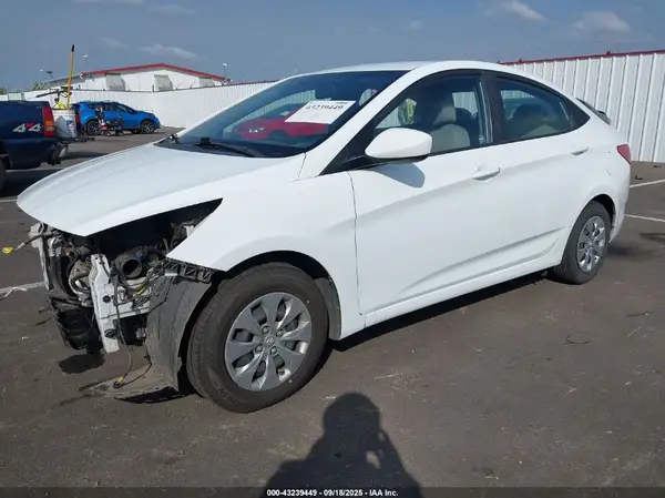KMHCT4AE0GU105755 2016 HYUNDAI ACCENT - Image 2