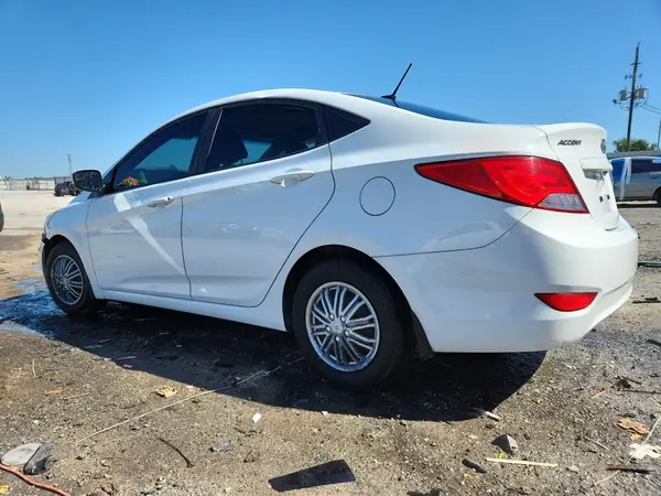 KMHCT4AE0GU105884 2016 HYUNDAI ACCENT - Image 2