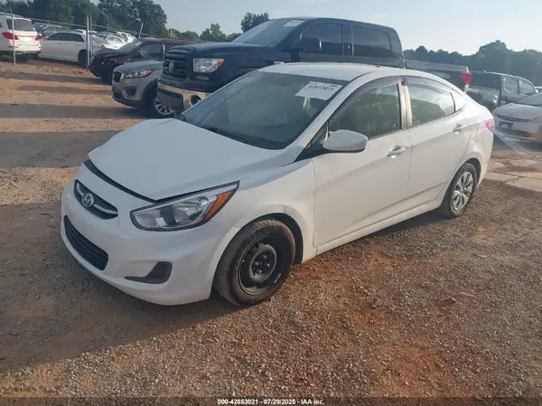 KMHCT4AE0GU136522 2016 HYUNDAI ACCENT - Image 2