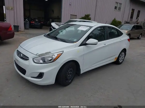 KMHCT4AE0GU146094 2016 HYUNDAI ACCENT - Image 2