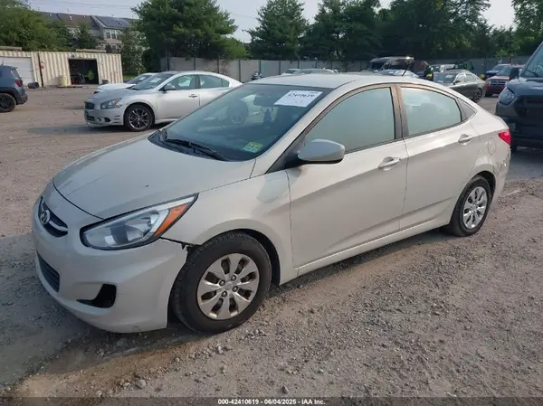 KMHCT4AE0GU952582 2016 HYUNDAI ACCENT - Image 2