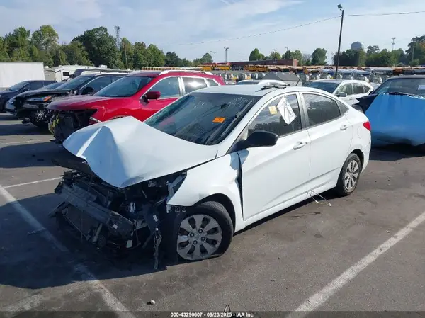KMHCT4AE0GU956776 2016 HYUNDAI ACCENT - Image 2