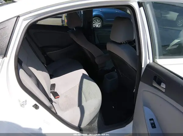 KMHCT4AE0HU193384 2017 HYUNDAI ACCENT - Image 8