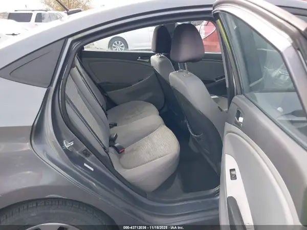 KMHCT4AE0HU201645 2017 HYUNDAI ACCENT - Image 8