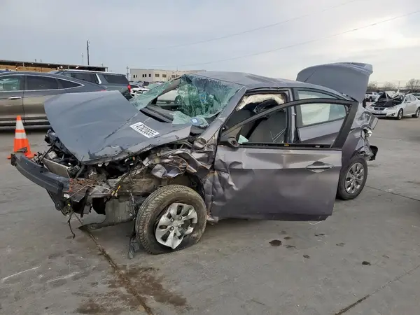 KMHCT4AE0HU218929 2017 HYUNDAI ACCENT - Image 1
