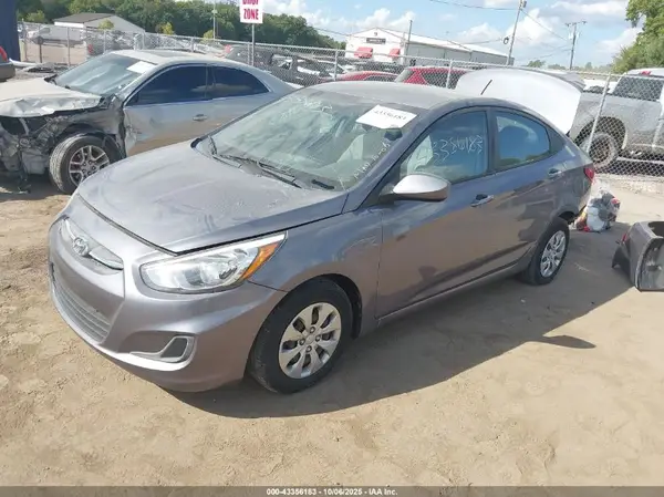 KMHCT4AE0HU219904 2017 HYUNDAI ACCENT - Image 2