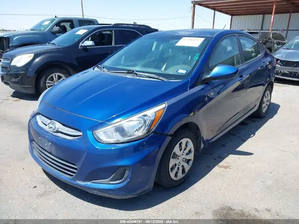 KMHCT4AE0HU237366 2017 HYUNDAI ACCENT - Image 2