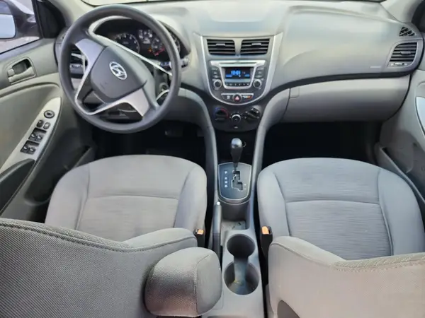 KMHCT4AE0HU240462 2017 HYUNDAI ACCENT - Image 8