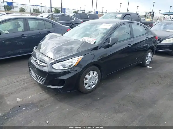 KMHCT4AE0HU243703 2017 HYUNDAI ACCENT - Image 2