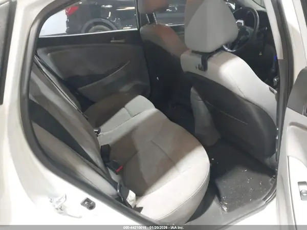 KMHCT4AE0HU249162 2017 HYUNDAI ACCENT - Image 8