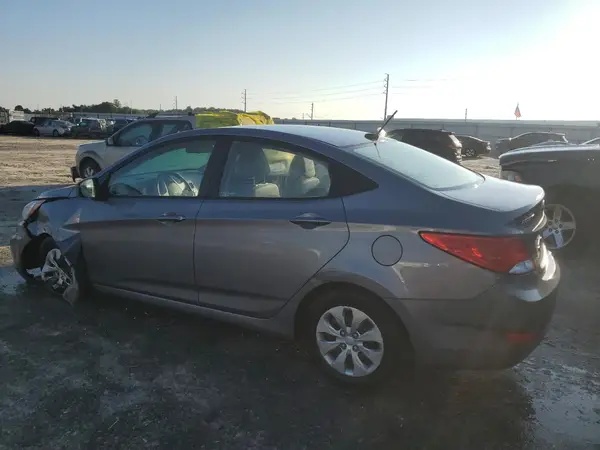KMHCT4AE0HU252336 2017 HYUNDAI ACCENT - Image 2