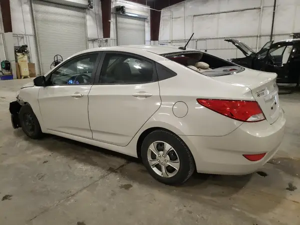 KMHCT4AE0HU262882 2017 HYUNDAI ACCENT - Image 2
