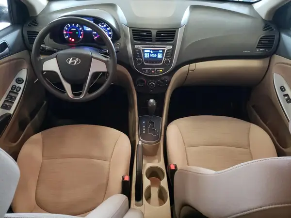 KMHCT4AE0HU262882 2017 HYUNDAI ACCENT - Image 8