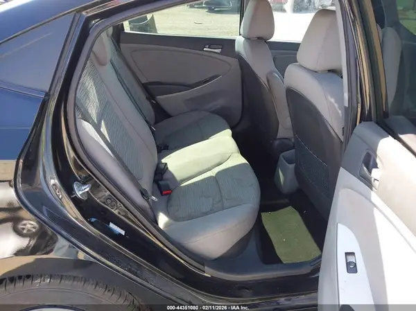 KMHCT4AE0HU275051 2017 HYUNDAI ACCENT - Image 8