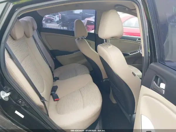 KMHCT4AE0HU281481 2017 HYUNDAI ACCENT - Image 8
