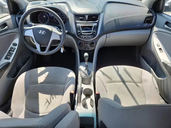 KMHCT4AE0HU285546 2017 HYUNDAI ACCENT - Image 8