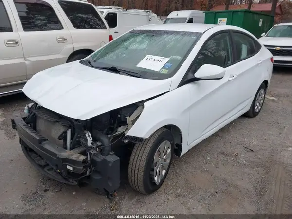 KMHCT4AE0HU288088 2017 HYUNDAI ACCENT - Image 2