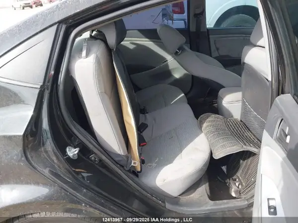 KMHCT4AE0HU291556 2017 HYUNDAI ACCENT - Image 8
