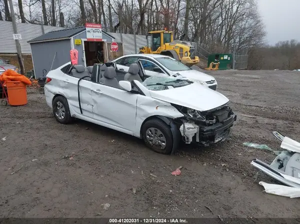 KMHCT4AE0HU314527 2017 HYUNDAI ACCENT - Image 1
