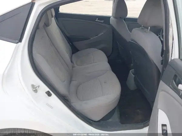 KMHCT4AE0HU316617 2017 HYUNDAI ACCENT - Image 8