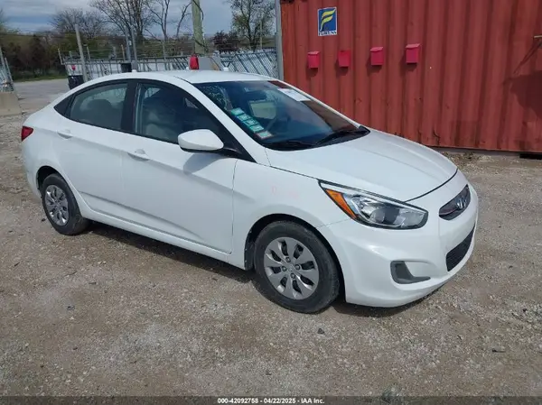 KMHCT4AE0HU319307 2017 HYUNDAI ACCENT - Image 1