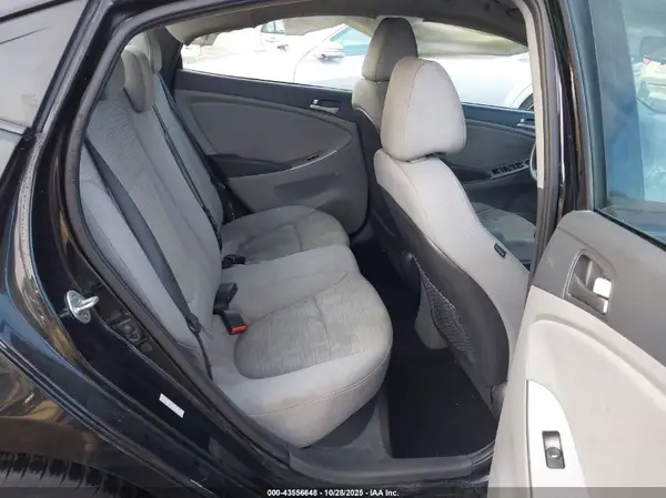 KMHCT4AE0HU322918 2017 HYUNDAI ACCENT - Image 8