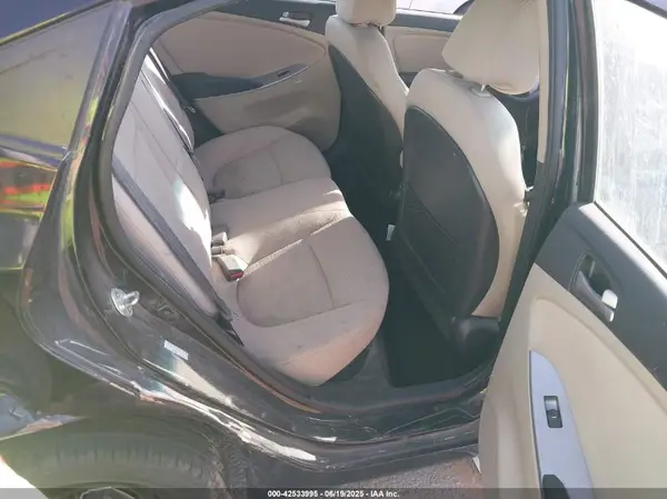 KMHCT4AE0HU324443 2017 HYUNDAI ACCENT - Image 8