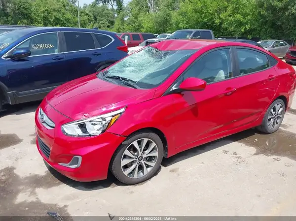 KMHCT4AE0HU334650 2017 HYUNDAI ACCENT - Image 2
