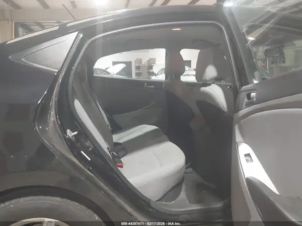 KMHCT4AE0HU348497 2017 HYUNDAI ACCENT - Image 8