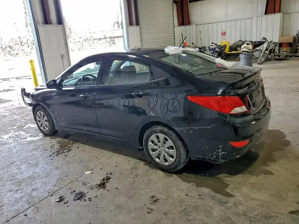 KMHCT4AE0HU352324 2017 HYUNDAI ACCENT - Image 2