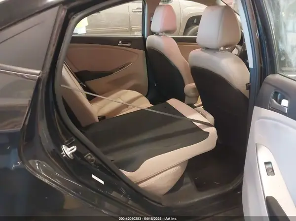 KMHCT4AE0HU355627 2017 HYUNDAI ACCENT - Image 8