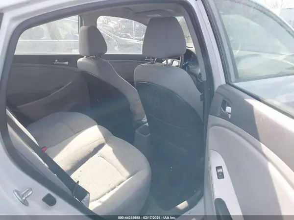 KMHCT4AE0HU358365 2017 HYUNDAI ACCENT - Image 8