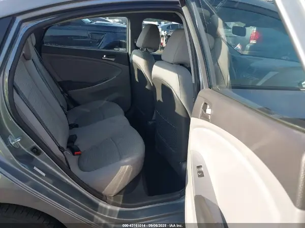 KMHCT4AE0HU361086 2017 HYUNDAI ACCENT - Image 8