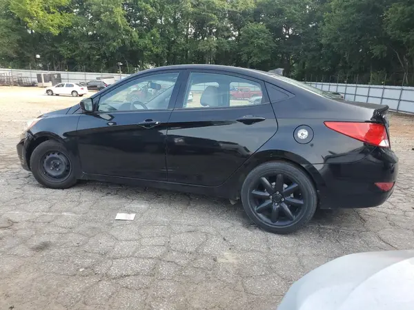 KMHCT4AE0HU363677 2017 HYUNDAI ACCENT - Image 2