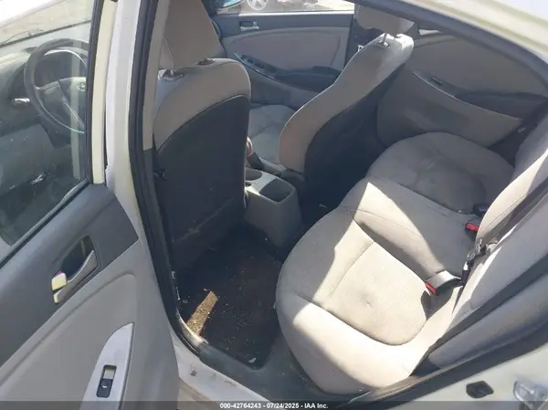 KMHCT4AE0HU370435 2017 HYUNDAI ACCENT - Image 8
