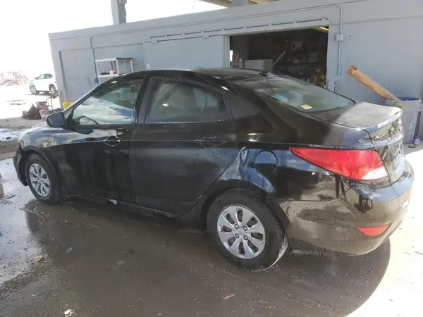 KMHCT4AE0HU375022 2017 HYUNDAI ACCENT - Image 2