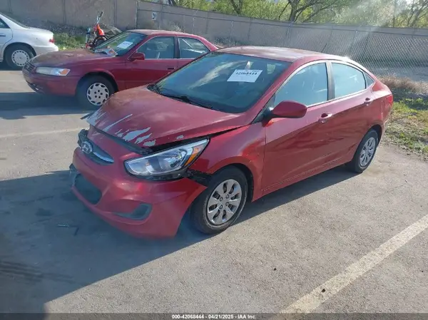 KMHCT4AE0HU378647 2017 HYUNDAI ACCENT - Image 2