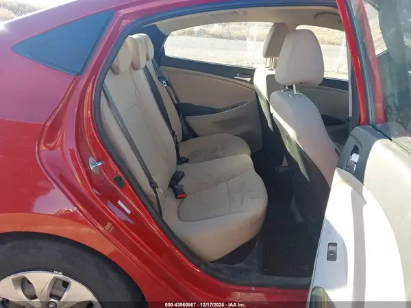 KMHCT4AE0HU378681 2017 HYUNDAI ACCENT - Image 8