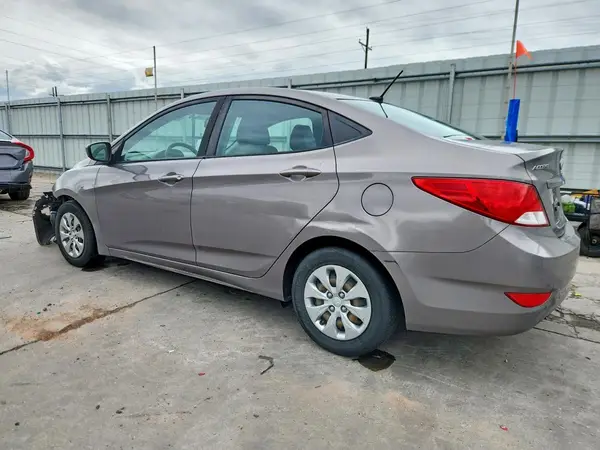 KMHCT4AE0HU380169 2017 HYUNDAI ACCENT - Image 2