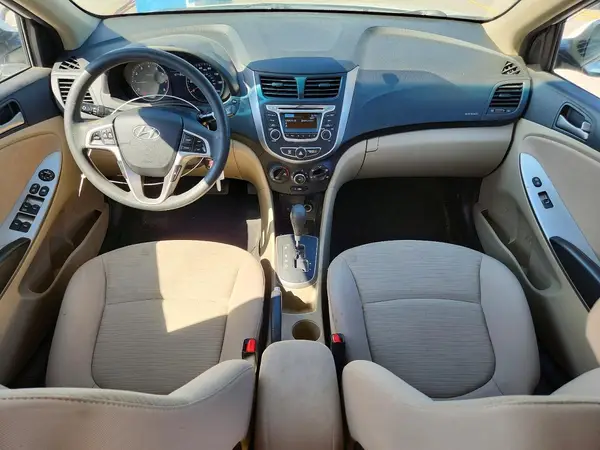 KMHCT4AE0HU386666 2017 HYUNDAI ACCENT - Image 8