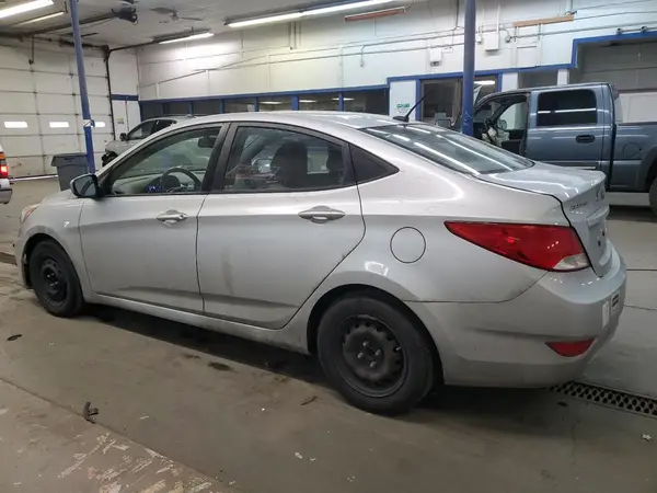 KMHCT4AE1GU000450 2016 HYUNDAI ACCENT - Image 2