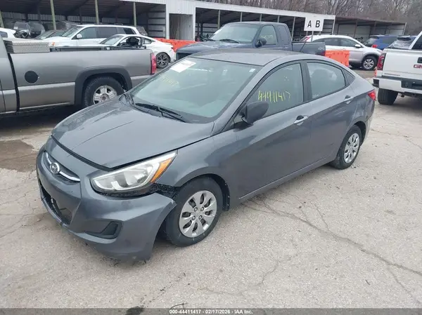 KMHCT4AE1GU000562 2016 HYUNDAI ACCENT - Image 2