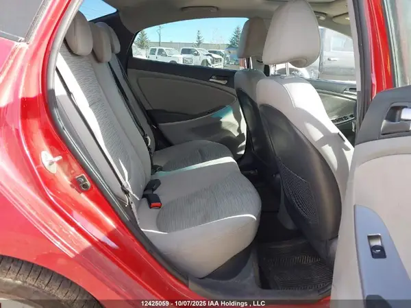 KMHCT4AE1GU011318 2016 HYUNDAI ACCENT - Image 8