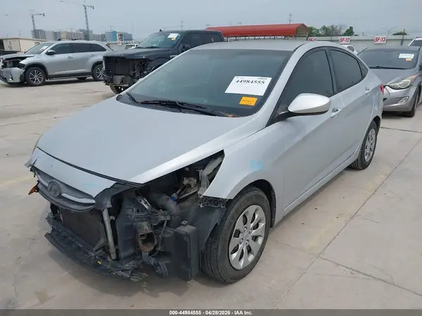 KMHCT4AE1GU011805 2016 HYUNDAI ACCENT - Image 2