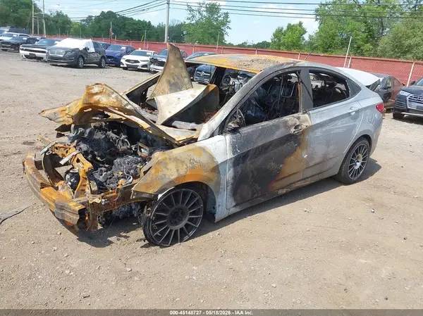 KMHCT4AE1GU027082 2016 HYUNDAI ACCENT - Image 2