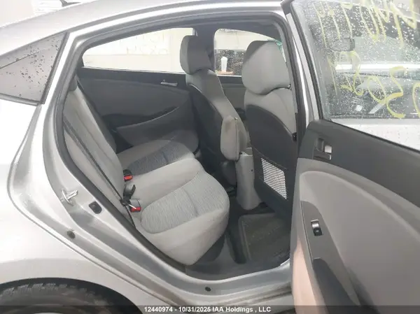 KMHCT4AE1GU030824 2016 HYUNDAI ACCENT - Image 8